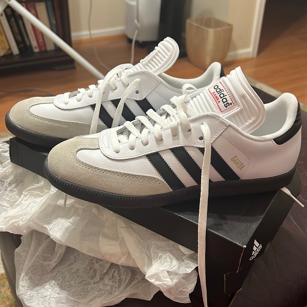 New in Box Adidas Mens Tennis Shoes